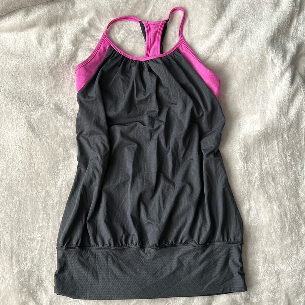 {lululemon} Pink and Grey Top with Sports Bra